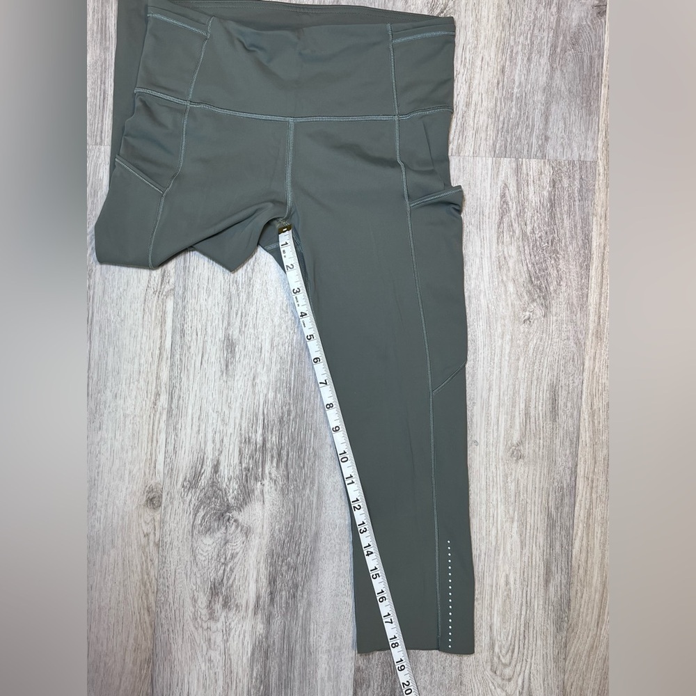 Lululemon Fast and Free Crop II Nulu‎ Leggings in green Size 6 - Picture 9 of 10